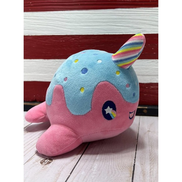 Lot of 2 Tasty Peach Studios Pastel Lollipop NOMWHAL 9” Narwhal Whale Plush 2021 - Picture 16 of 16